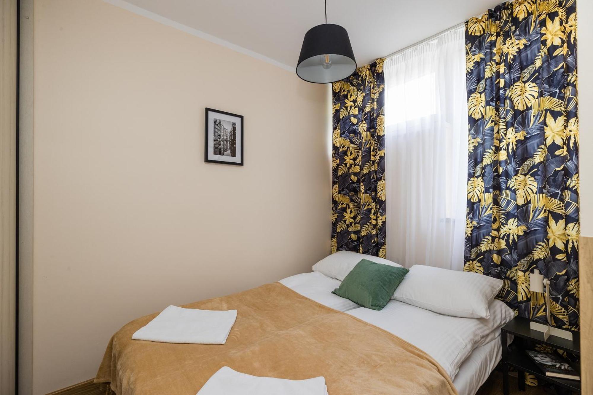 Shortstaypoland Chlodna B168 Warschau Buitenkant foto